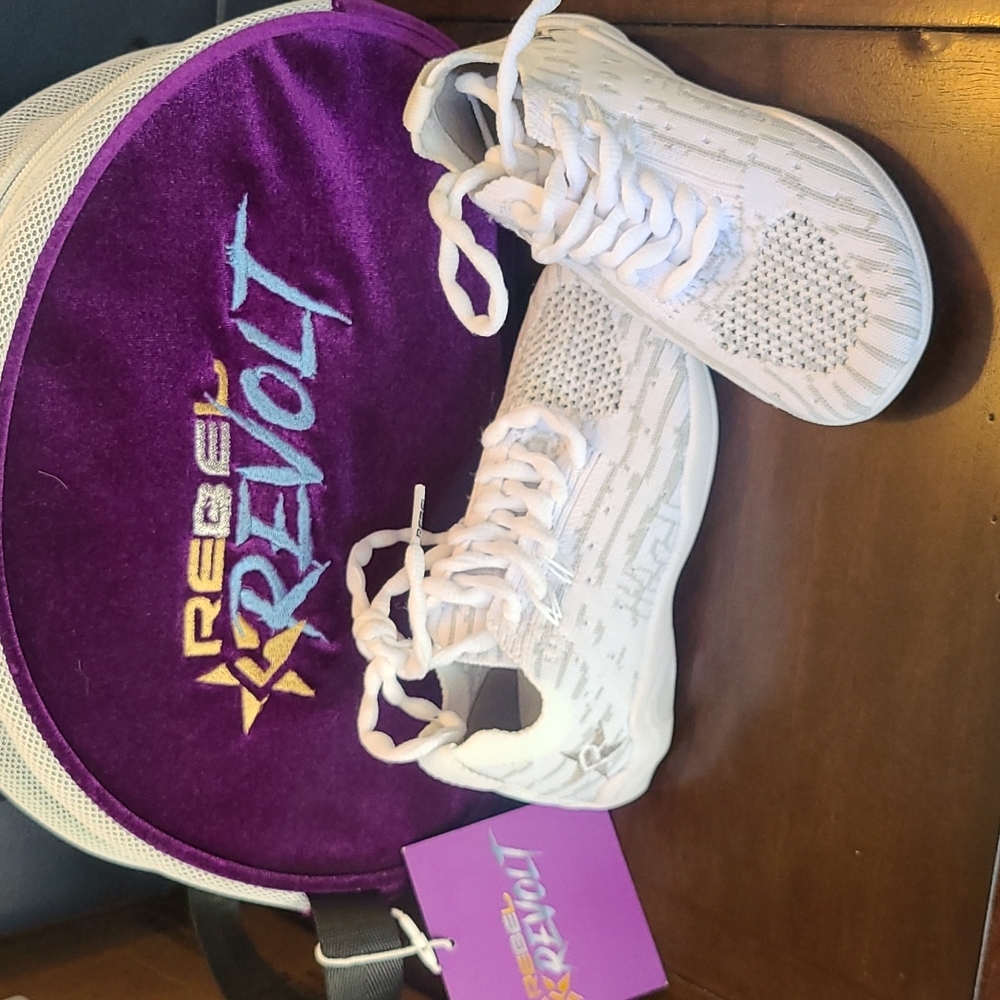 Rebel Revolt Cheer Shoes Youth 11
